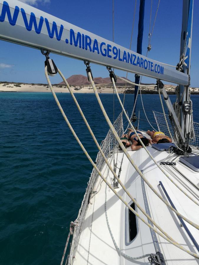Magnifico Barco En La Graciosa Hotel Caleta de Sebo Exterior foto