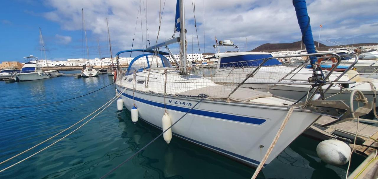 Magnifico Barco En La Graciosa Hotel Caleta de Sebo Exterior foto